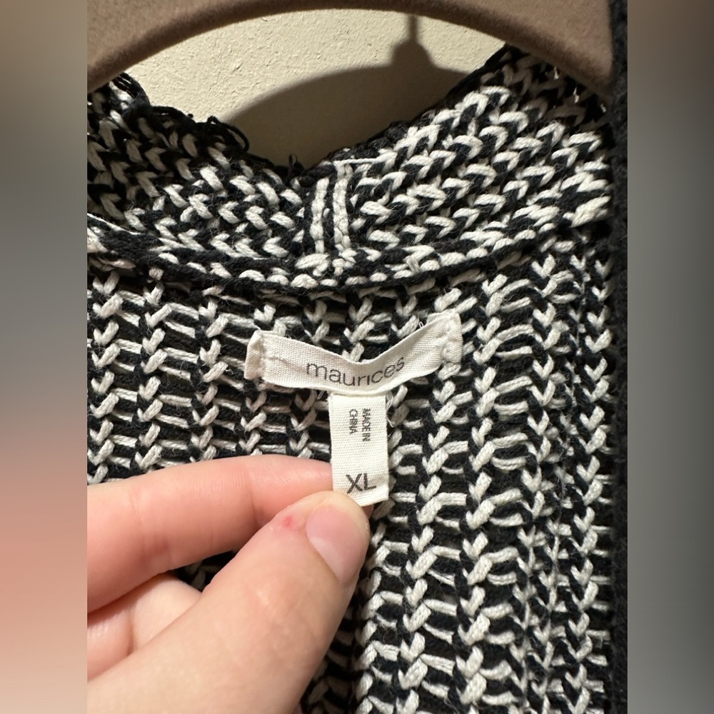 Maurices Cardigan - Picture 2 of 4